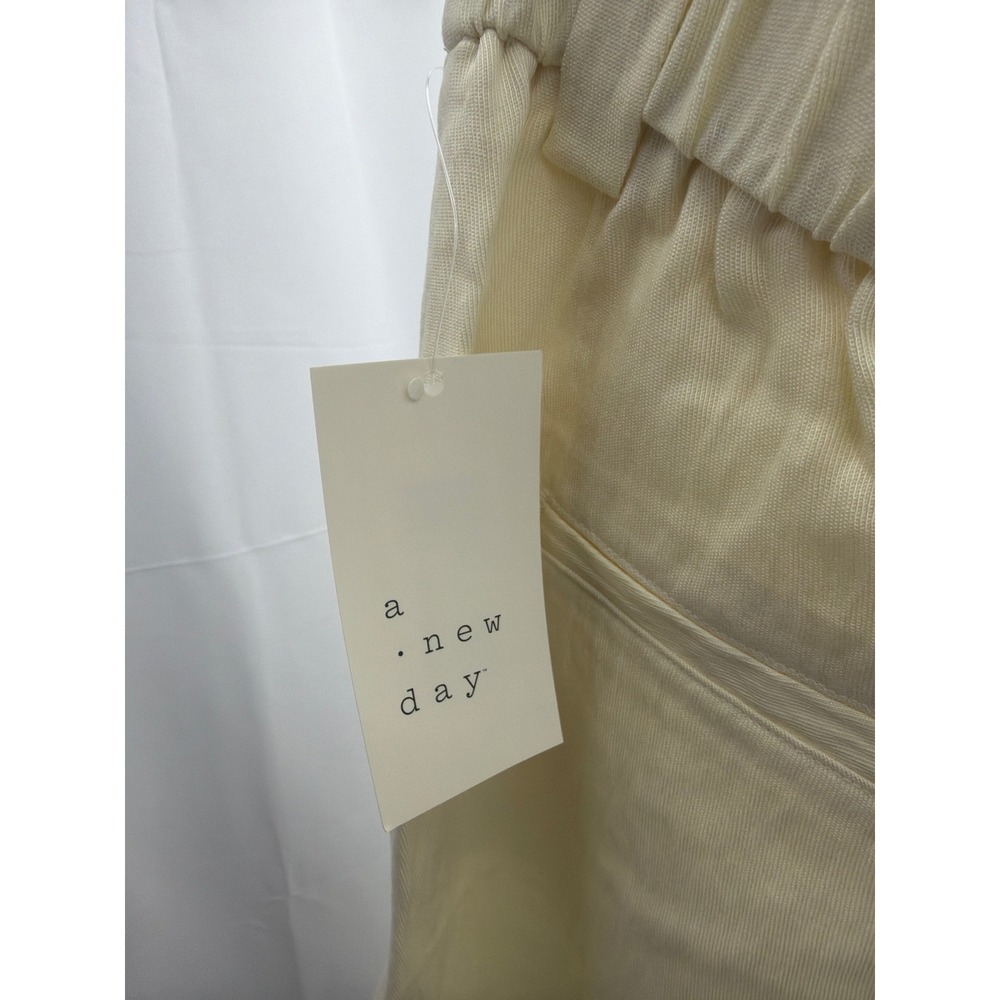 A New Day Womens High-Rise Wide Leg Pants Pale Yellow Size 4 NWT - Picture 4 of 4
